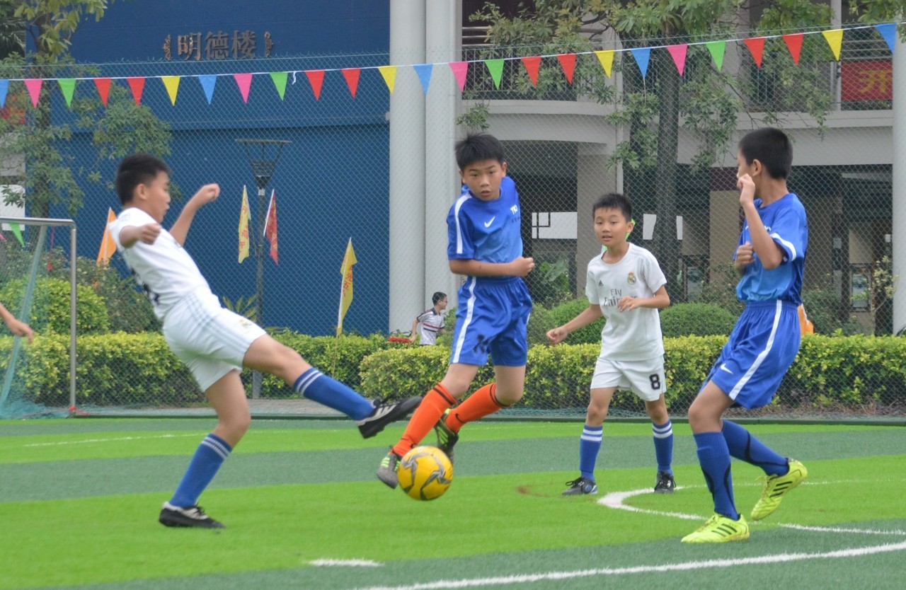 在世界足球 在世界足球