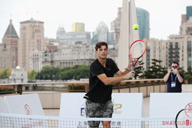 在这场比赛 在这场比赛