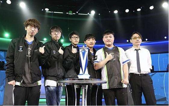 例如在T侧 例如在T侧