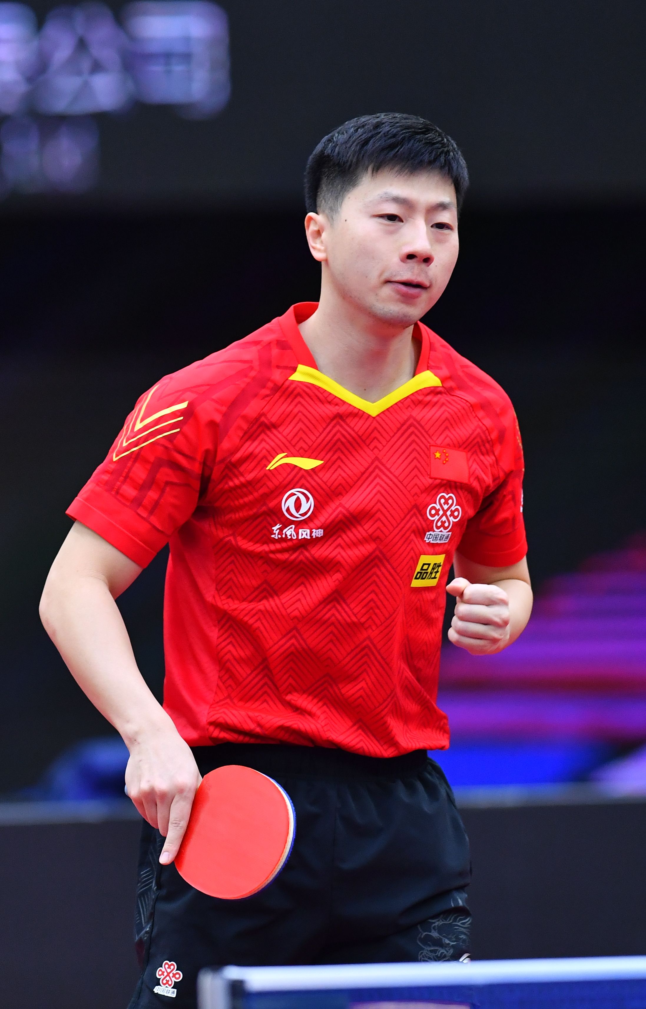 与他们交锋